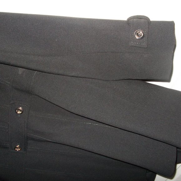 White House Black Market - Picture 10 of 16